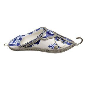 Fassi Fes Moroccan Stoneware Silver Wire Overlay Babouche Slipper Wall Pocket